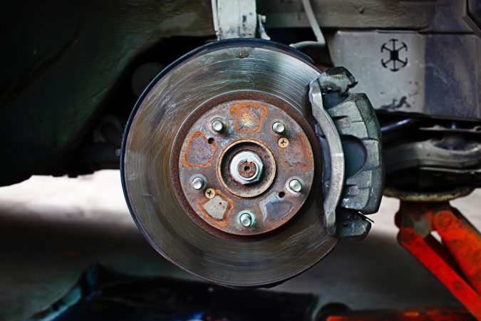 SBF Brake Rotor fixing car What Car Issues You Can Fix with AutoZone Tool Rental - 3