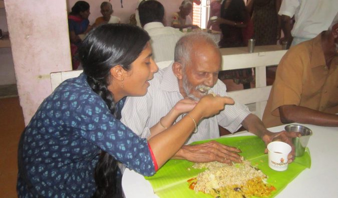 Top 10 Ways to Make a Difference in the World 8 Visit an Old Age Home Top 10 Ways to Make a Difference in the World - 8