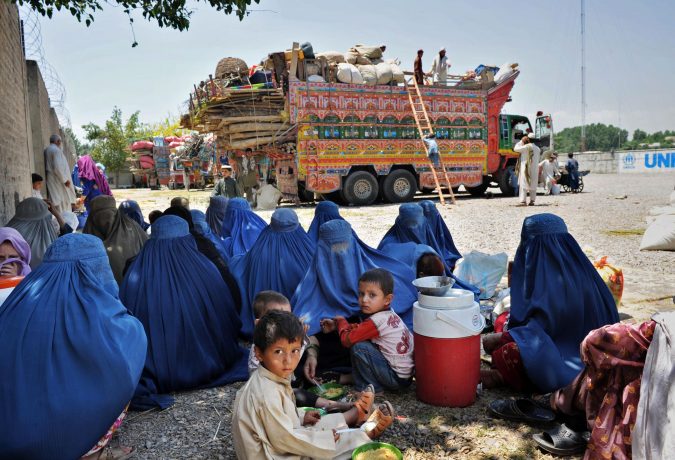 AFGHANS-refugees-in-pakistan-675x460 Top 15 Countries That Welcome Refugees