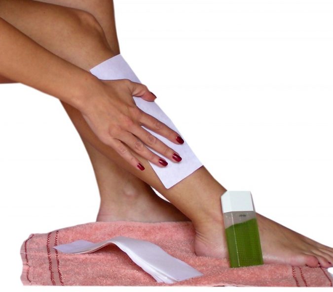 Home-Waxing-675x593 10 Effective Tips for Comfortable Body Waxing