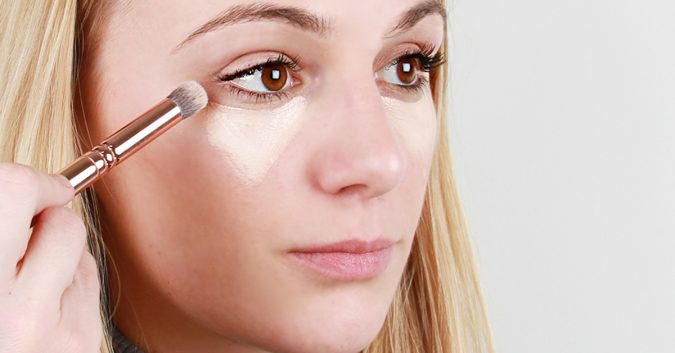 applying Concealer 10 Tips to Hide Acne with Makeup - 7