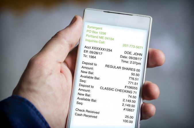 4 Ways Restaurants Can Go Green with Technology 2 eReceipt Phone 4 Ways Restaurants Can Go Green with Technology - 2
