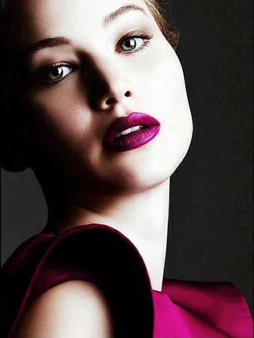 Top 10 Most Creative Prom Makeup Ideas That Are Trending 8 fuchsia makeup Top 10 Most Creative Prom Makeup Ideas That Are Trending - 8