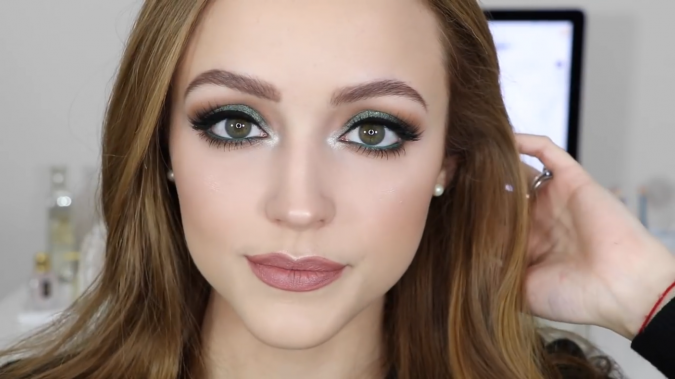 Top 10 Most Creative Prom Makeup Ideas That Are Trending 4 prom makeup 2 Top 10 Most Creative Prom Makeup Ideas That Are Trending - 4