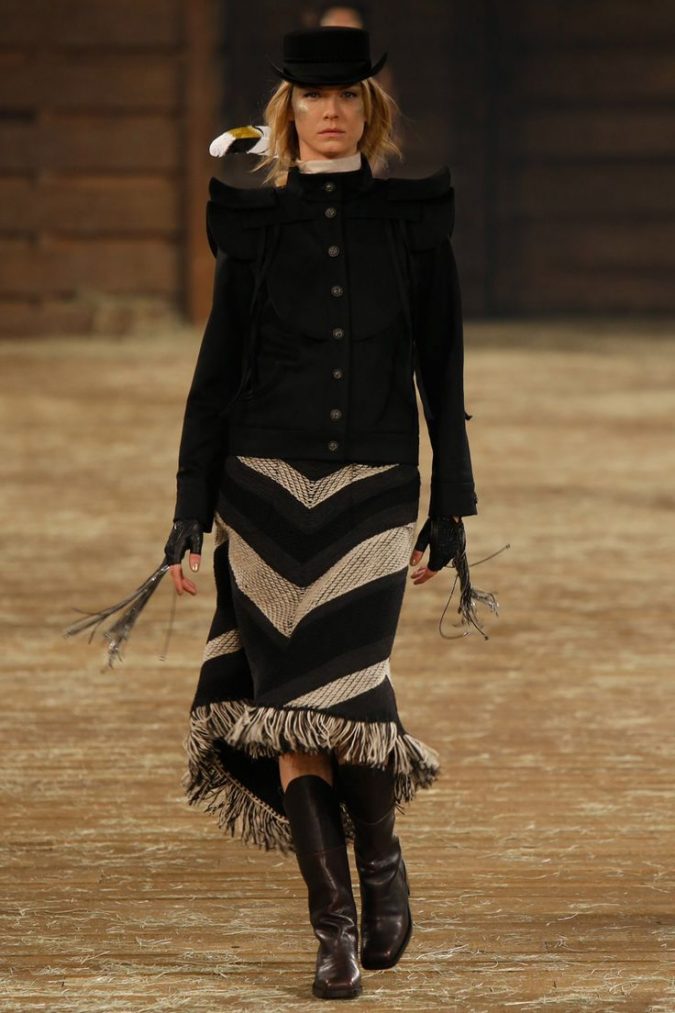 80+ Elegant Fall & Winter Outfit Ideas 56 cowboy outfit boots winter fashion 2018 3 80+ Elegant Fall & Winter Outfit Ideas - 56