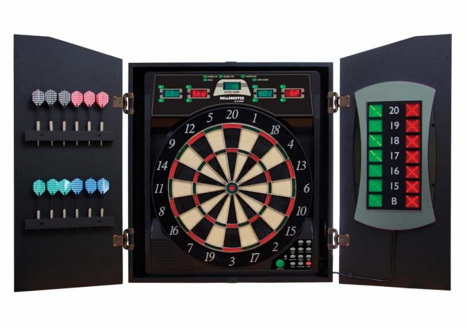 electronic dartboard How to Choose the Best Outdoor Dartboard - 8