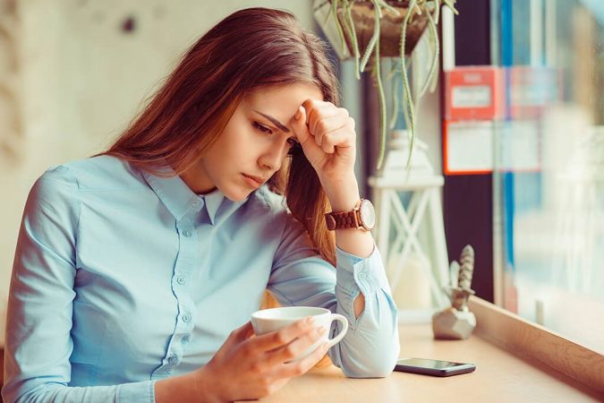 smartphone migraines 9 Ways Your Smartphone is Making Your Life Inferior - 16
