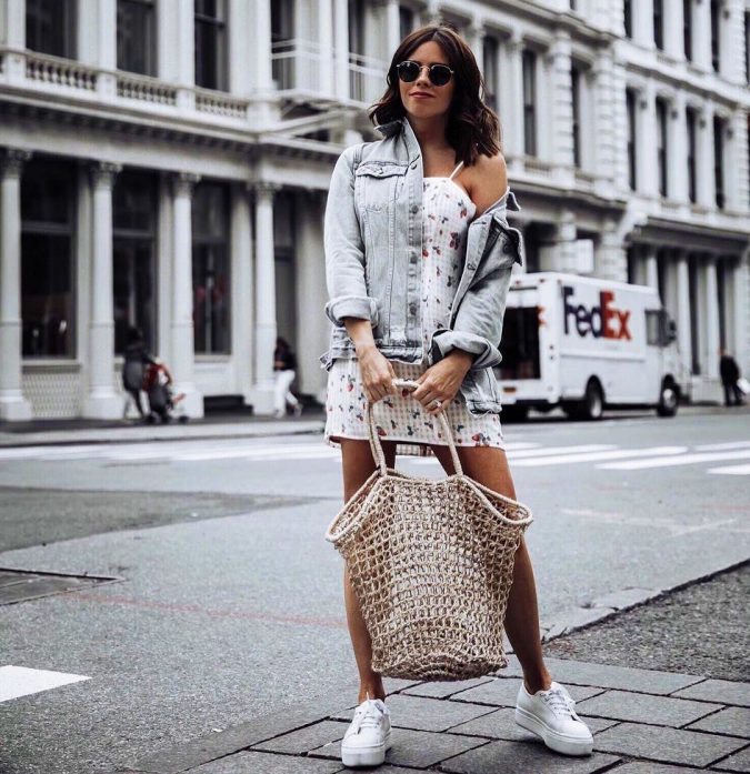 summer fashion 2018 Soft Woven Bags tiffany jais carrying a trend net bag 15 Biggest Summer Fashion Trends We Are Obsessed with - 10