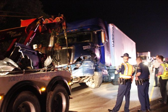 18 wheeler accident 6 15 Frightening 18-Wheeler Accident Statistics - 4