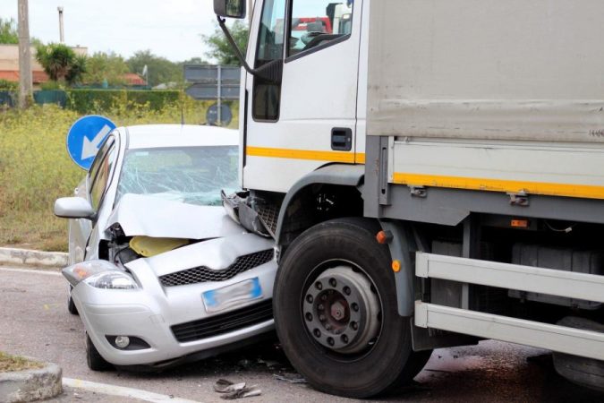 18 wheeler accident 8 15 Frightening 18-Wheeler Accident Statistics - 6
