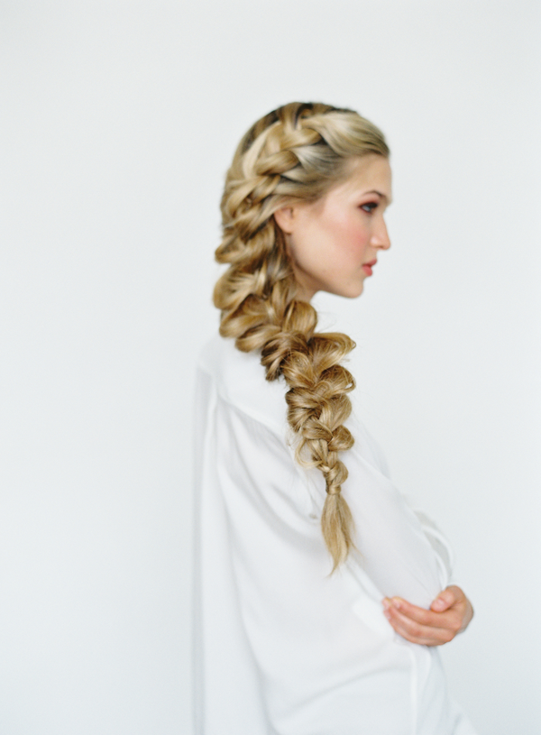 Loose-Side-Braid-hairstyle-2 +12 Most Stylish Hairstyles Women Will Love to Make in 2020