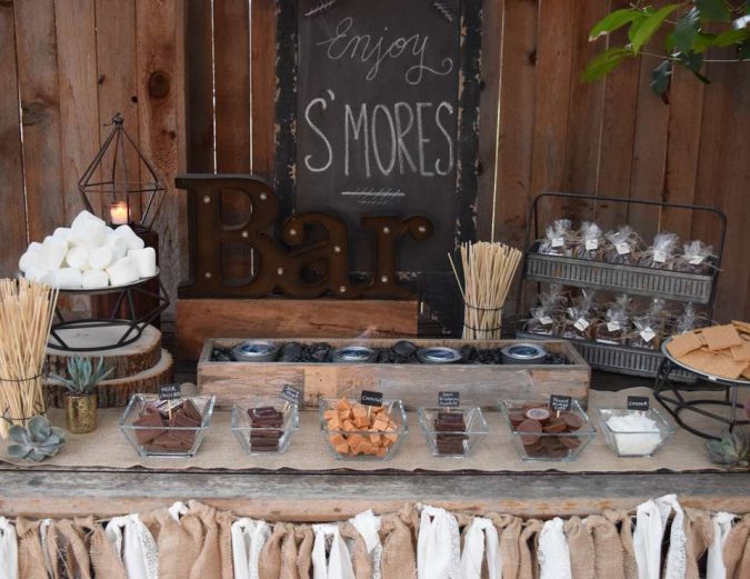 backyard-party-Smores-bar-675x521 Best 10 Trending Backyard Party Ideas for All the Party Freaks Out There