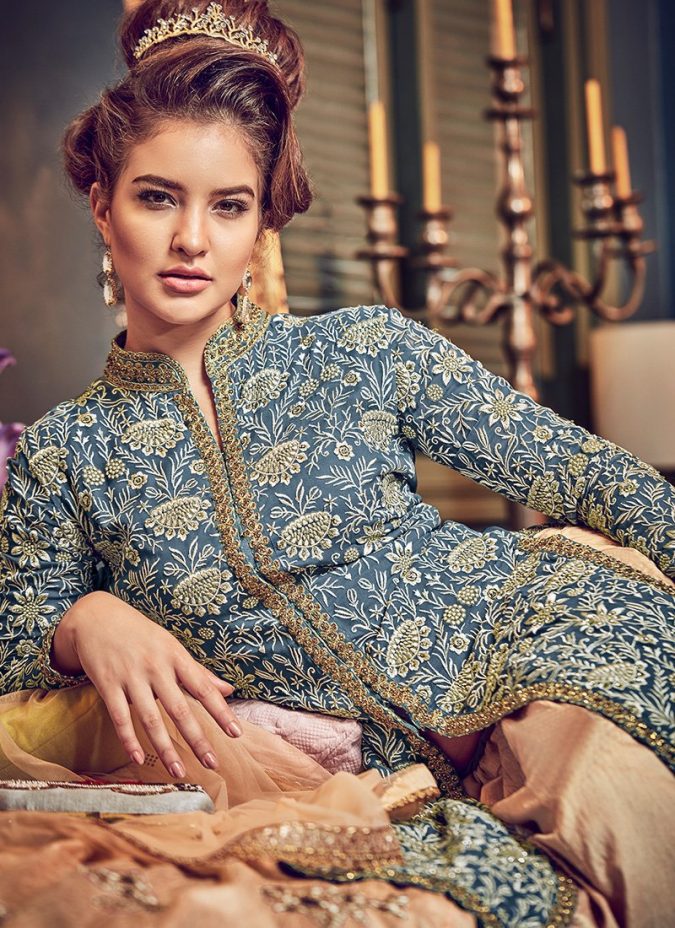 lehenga 2 Shop Perfect Lehenga Online [Top Lehenga Saree Designs] - 7