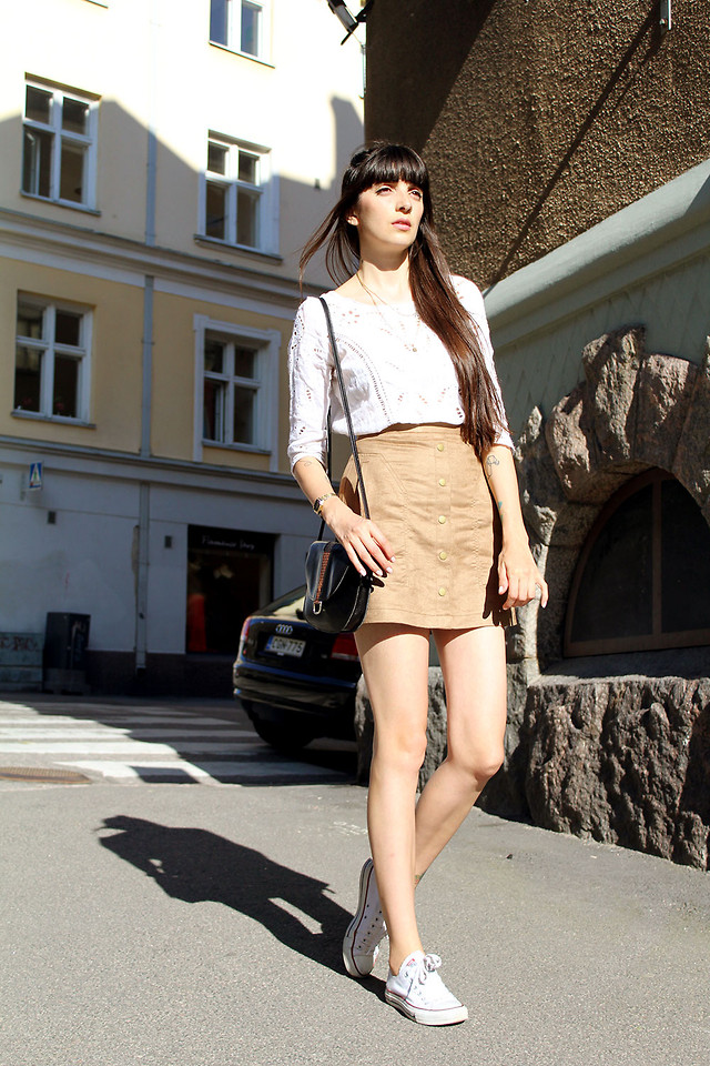 Top 12 Trending Back-to-School Outfits 9 school outfits Skirt and Blouse with sneakers 1 Top 12 Trending Back-to-School Outfits - 9