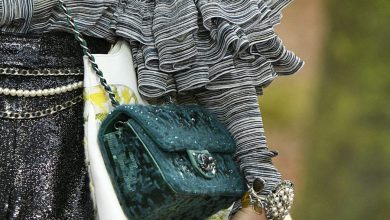 chanel fall winter 2019 oversized bag Top 7 Bohemian Fashion Trends for Fall-Winter - 8 leather jackets