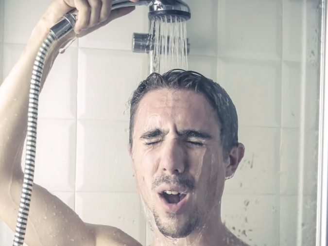 showering Top 10 Ways to Relax if You Are a College Freshman - 3