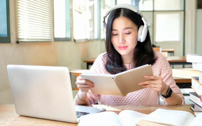 Top 10 Ways to Relax if You Are a College Freshman 16 watching tutorial while studying Top 10 Ways to Relax if You Are a College Freshman - 16