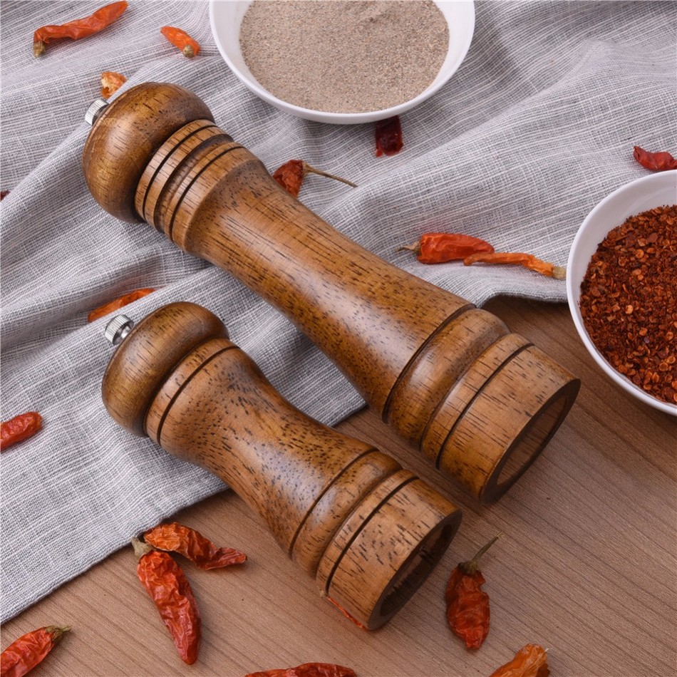 Oak-Wood-Salt-and-Pepper-Mill-Spice-Grinder-3 Premium Oak Wood Spice Grinder