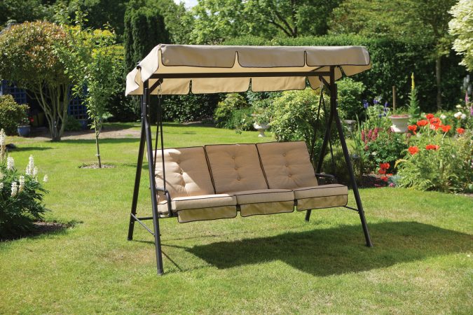 garden-swing-lounger-wooden-hanging-swing-chair-Outdoor-e1542037175938-675x450 +7 Ideas to Revamp Your Garden for 2021