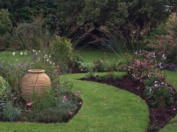 home garden 2 Top 7 Best Ideas to Revamp Your Garden - 24