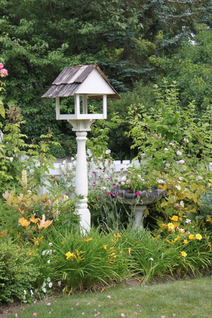 home-garden-bird-feeder-675x1013 +7 Ideas to Revamp Your Garden for 2021