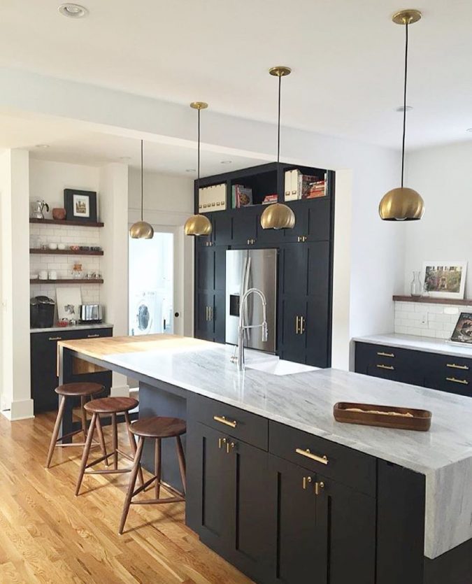 kitchen decor Brass dominated kitchen 10 Outdated Kitchen Trends to Substitute - 16