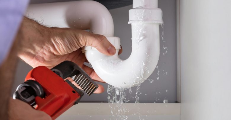 How to Manage a Pipe Burst While Plumbing Repairs Are In Process 34 plumbing plumber How to Manage a Pipe Burst While Plumbing Repairs Are In Process - plumbing 34