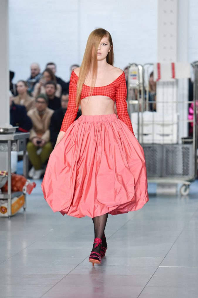 retro fashion outfit poddle skirt cropped top Molly Goddard AW18 Look 14 70+ Retro Fashion Ideas & Trends for Fall/Winter - 46