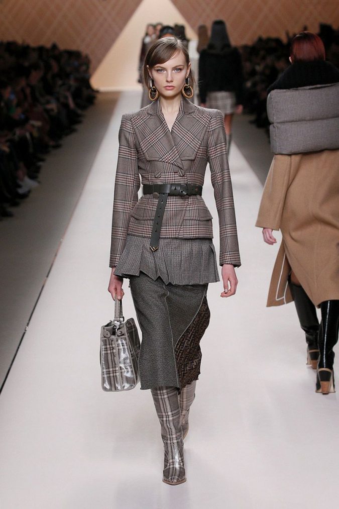 retro-fashion-outfit-supersized-shoulders-fendi-woman-fw18-19-look-08_s1-675x1013 70+ Retro Fashion Ideas & Trends for Fall/Winter 2020