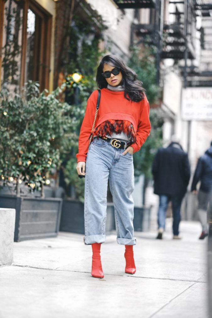 retro outfit mom jeans Facetune 18 03 2018 22 01 25 683x1024 70+ Retro Fashion Ideas & Trends for Fall/Winter - 25