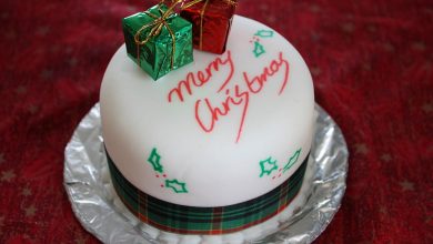 Merry Christmas theme cake Make this Christmas Day Delighted with Delicious Theme Cakes - 7