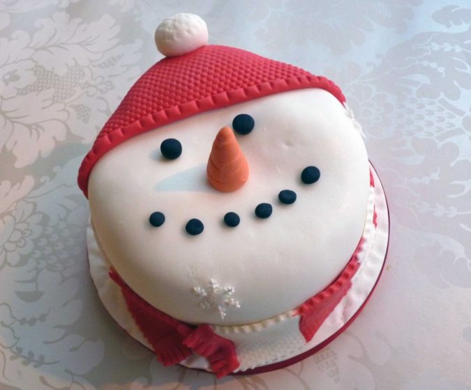Snowman-cake-2-675x560 Make this Christmas Day Delighted with Delicious Theme Cakes