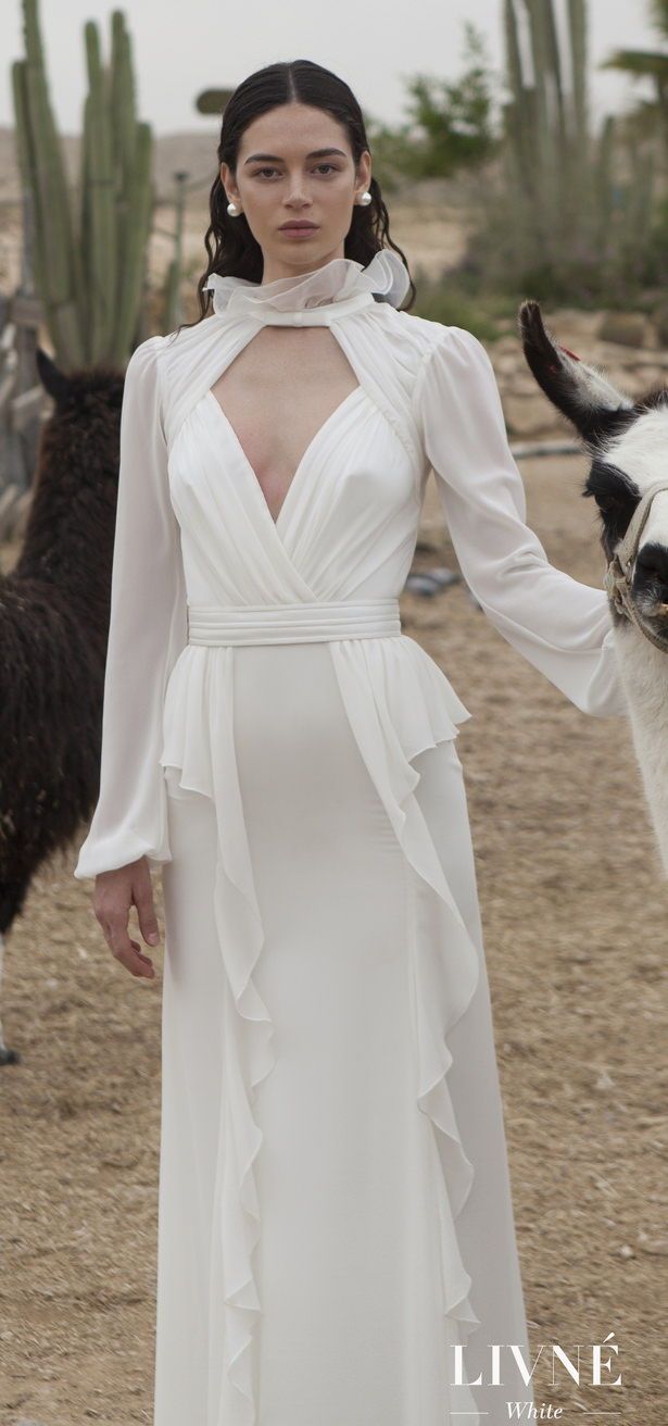 d4a3d2e0b815a10e6392d0d7eaa23a75 150+ Best Bridal Fashion Trends and Ideas for Fall/winter - 86