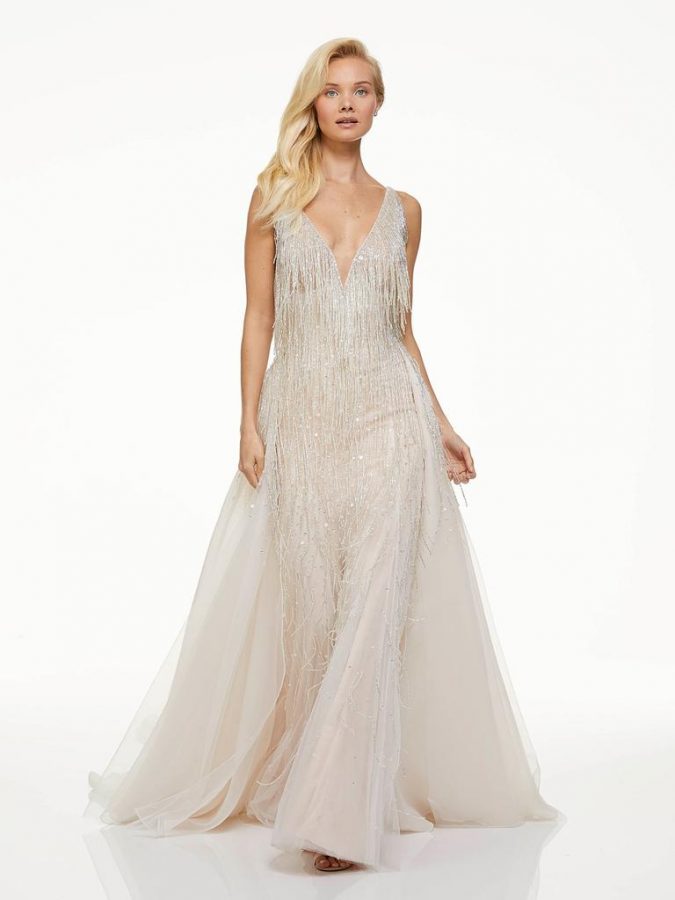 feathers.. 1 150+ Best Bridal Fashion Trends and Ideas for Fall/winter - 33