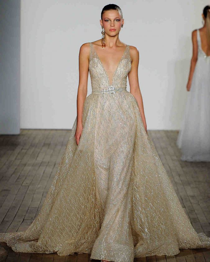 lazaro wedding dress fall2019 03 vert 150+ Best Bridal Fashion Trends and Ideas for Fall/winter - 68