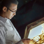 Storytelling by Top 10 Sand Animation Artists 2 sand artist andrew magdy Storytelling by Top 10 Sand Animation Artists - 2