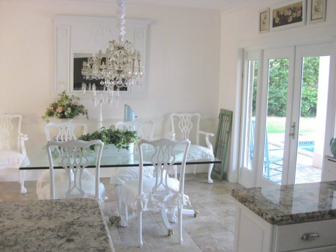 Top 10 Ways to Make A House Look Bigger And More Spacious 17 set small crushed large for decorating velvet white round room oak glass washed ideas top bases base twirl grey wood and extending tables dining table sets modern extendable Top 10 Ways to Make A House Look Bigger And More Spacious - 17