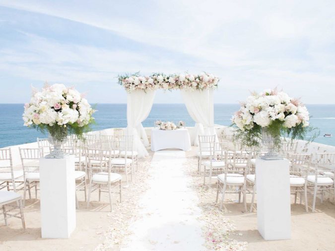 simple wedding 10+ Outdated Wedding Trends That Brides Should Avoid - 4