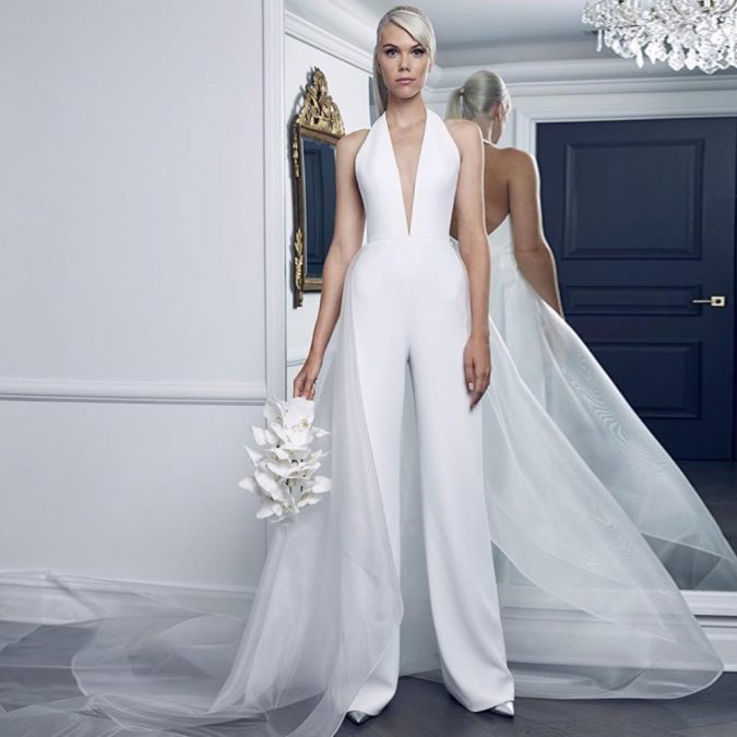 wedding jumpsuit 2 10+ Outdated Wedding Trends That Brides Should Avoid - 8