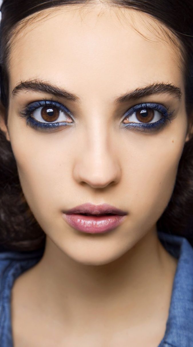 makeup blue eyeliner Top 10 Wedding Makeup Trends for Brides - 10