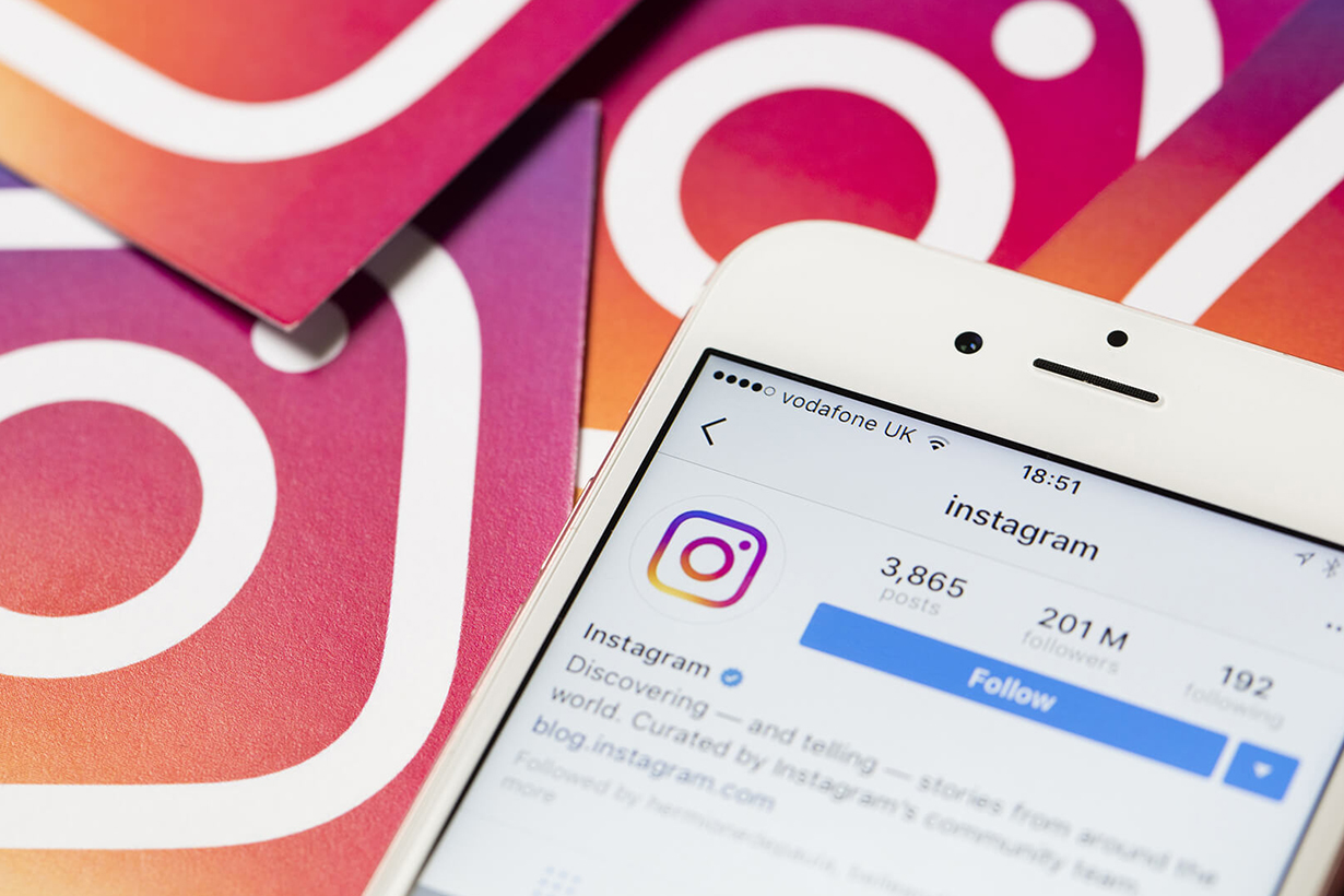 mobile-instagram-recommended-posts-feed-teaser How to Become an Instagram Influencer That Makes Big Money