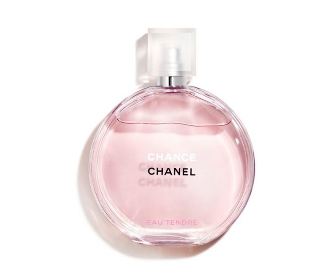 perfume Chanel Chance Eau Tendre Eau de Toilette 2 15 Stunning Fragrances for Women - 1