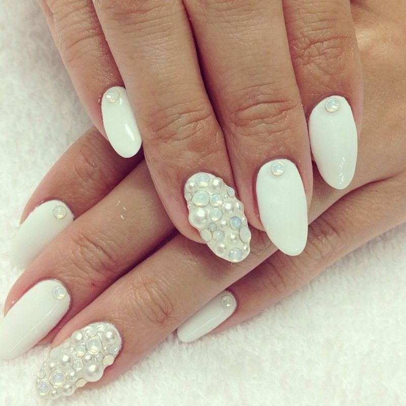 textured-nail-art-pearls-675x675 +60 Hottest Nail Design Ideas for Your Gra...