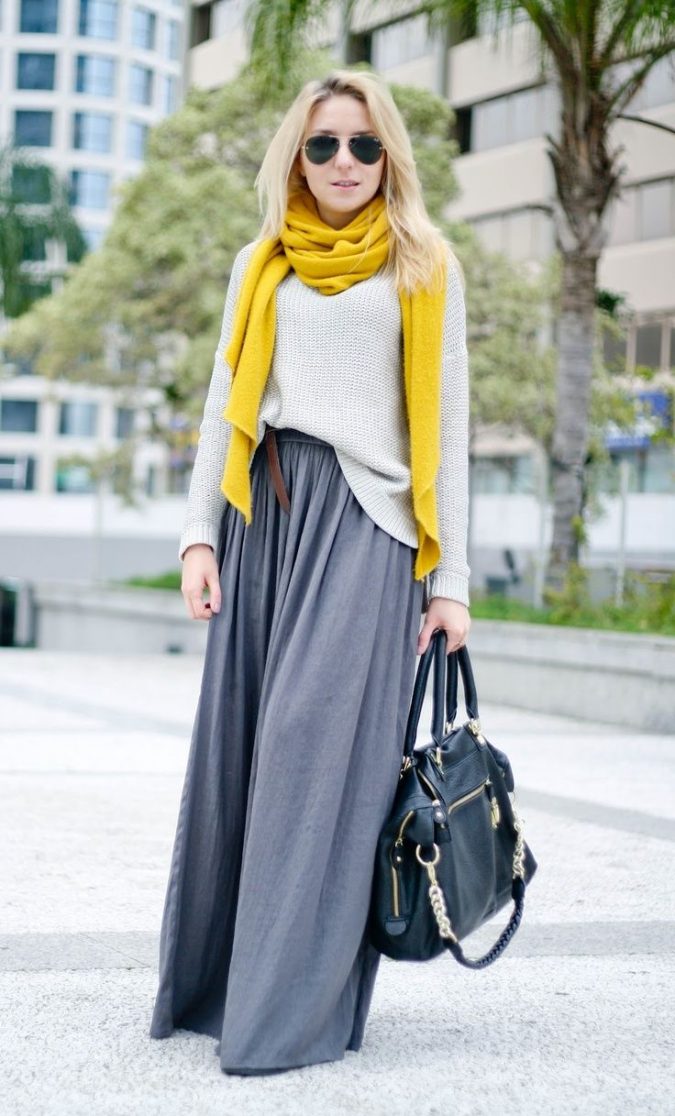 winter-outfit-with-yellow-scarf-675x1116 70+ Elegant Winter Outfit Ideas for Business Women