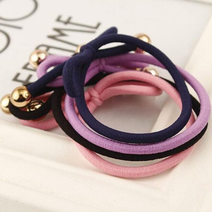 15 Must-have Beauty Products in Your Handbag 19 Hair bands 15 Must-have Beauty Products in Your Handbag - 19