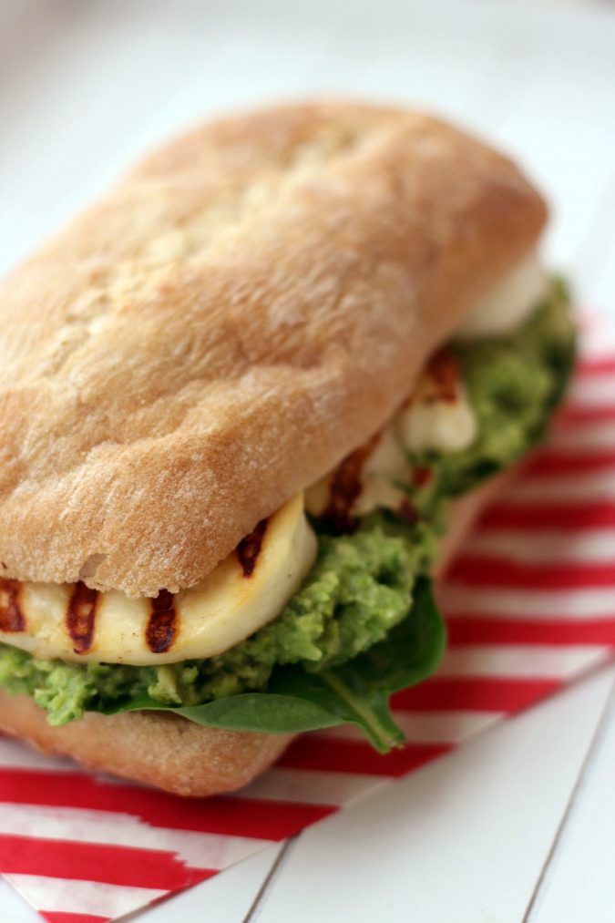 Halloumi-Cheese-sandwich.-675x1013 14 Easy Tricks for Anyone Who Likes Vegetarian Food
