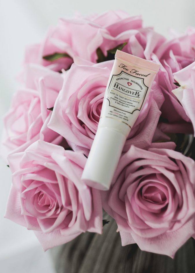 15 Must-have Beauty Products in Your Handbag 5 face primer. 15 Must-have Beauty Products in Your Handbag - 5