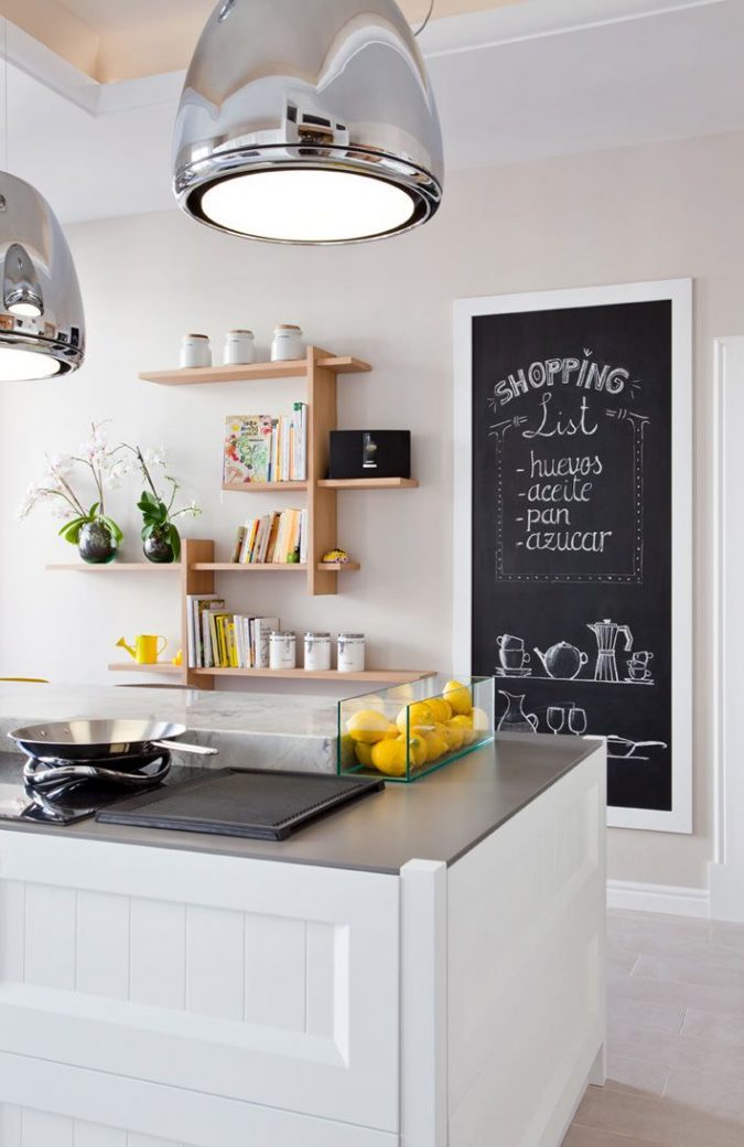 kitchen-decor-blackboard-wall-675x1040 Top 18 Creative Kitchen Decoration Tricks No One Told You About
