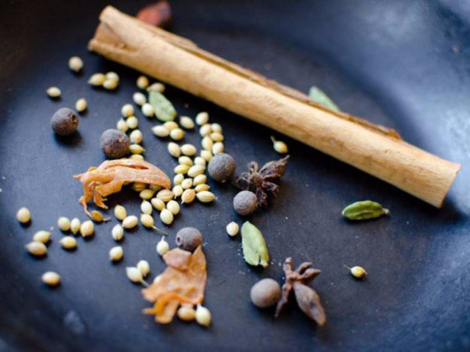 roast spices 14 Easy Tricks for Anyone Who Likes Vegetarian Food - 11