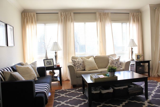small-living-room-translucent-curtains-675x450 Best 14 Tips to Follow When Planning a Small Living Room